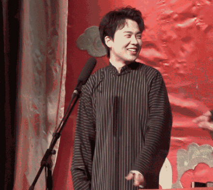 娱乐圈吃瓜爆料张若昀,娱乐圈风云再起，揭秘他的幕后故事